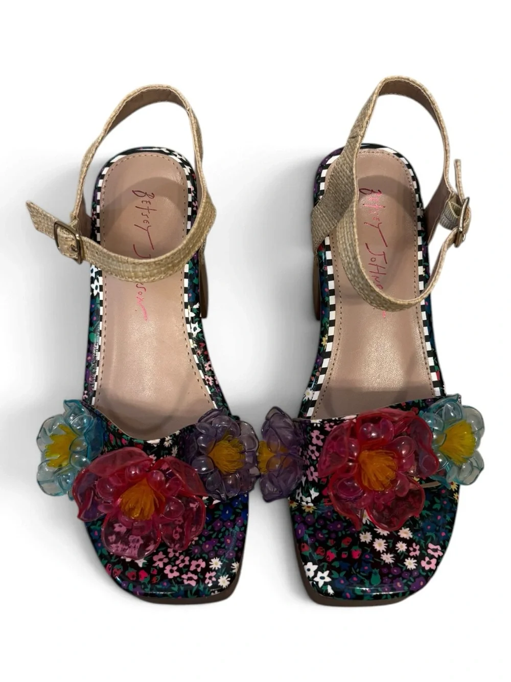 Betsey Johnson Elayne Floral 3D Flower Platform Sandals Heels Size 7